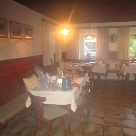 Haus Chorinskyklause Homestay *