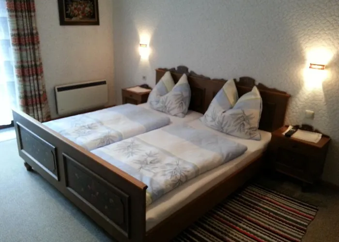 Отель Haus Chorinskyklause Бад Гоисерн