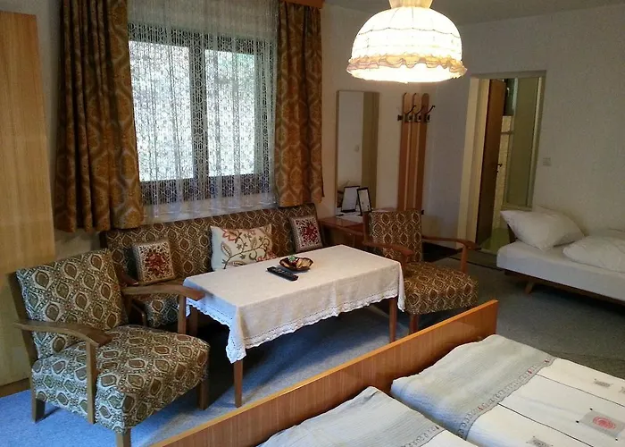 Отель Haus Chorinskyklause Бад Гоисерн